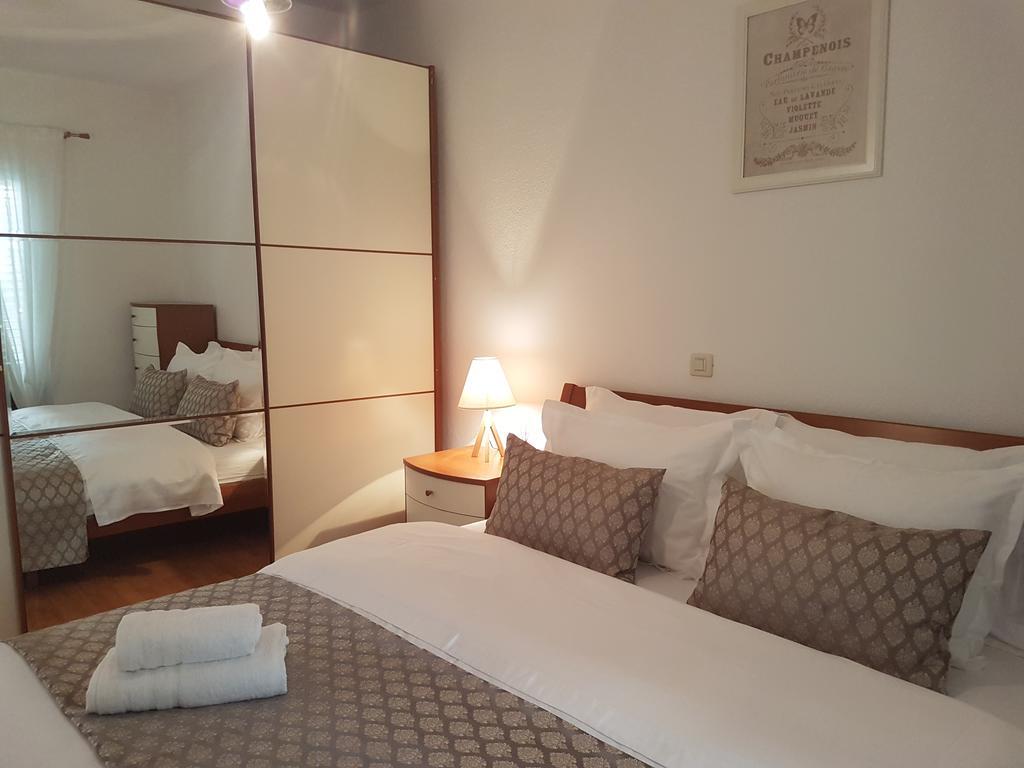 Apartmani Eterovic Baška Voda Exteriér fotografie